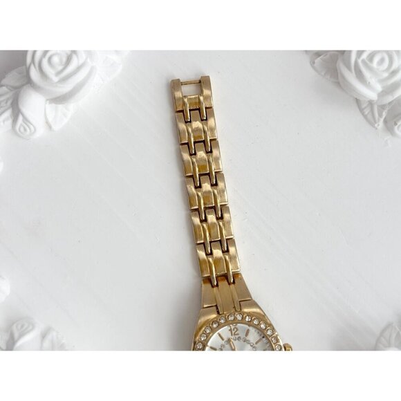 Gold Toned Rhinestone Accented Vintage Vintage Women's Wristwatch 20mm - WORKS! - Picture 5 of 10
